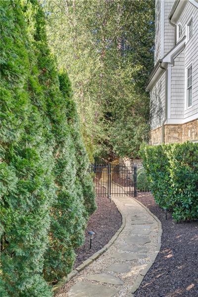 3100 Rhodenhaven Drive NW