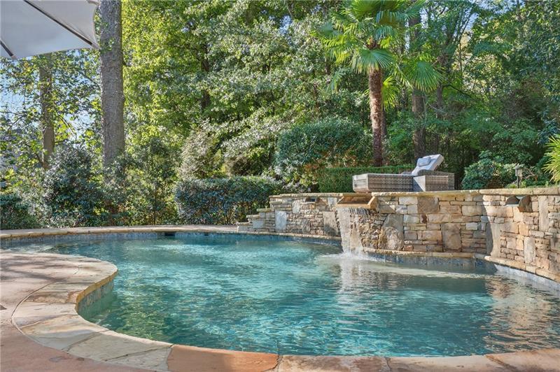 3100 Rhodenhaven Drive NW