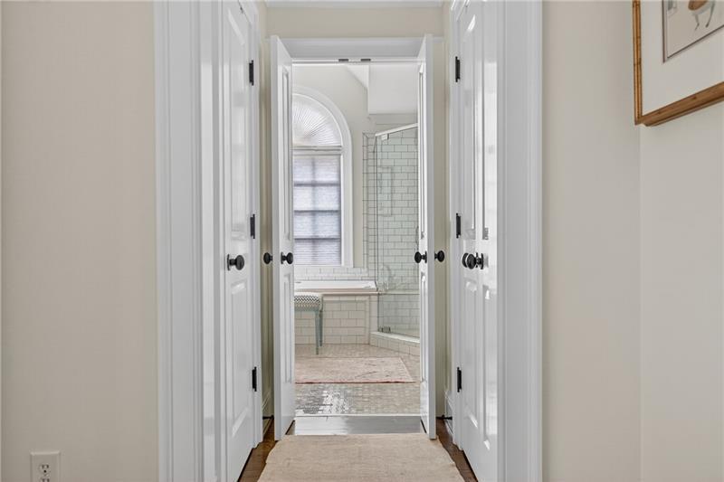 3100 Rhodenhaven Drive NW