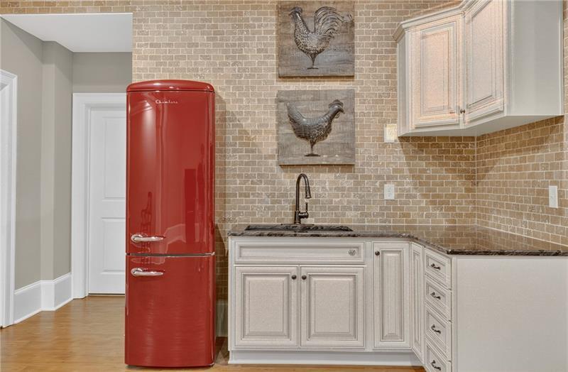 3100 Rhodenhaven Drive NW