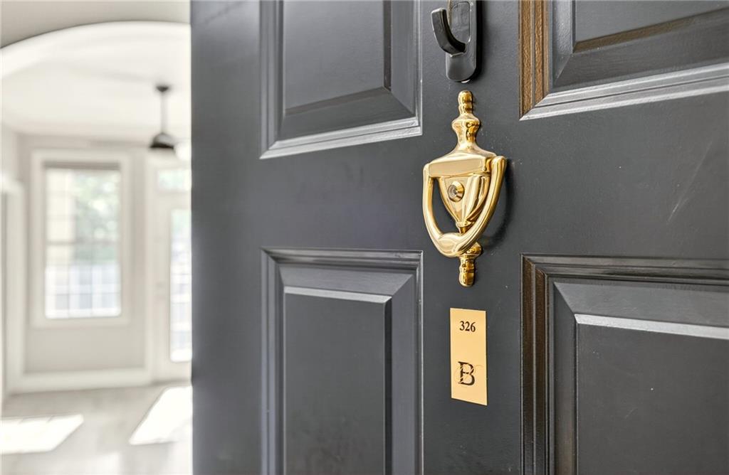 1735 Peachtree Street NE Unit 326