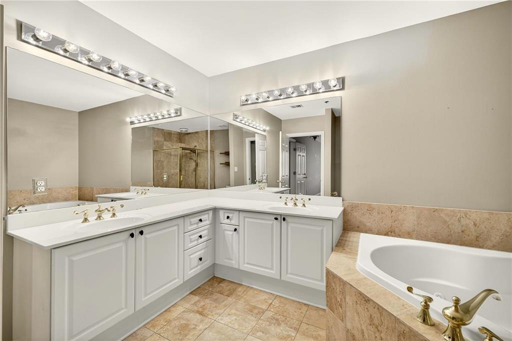 1735 Peachtree Street NE Unit 326