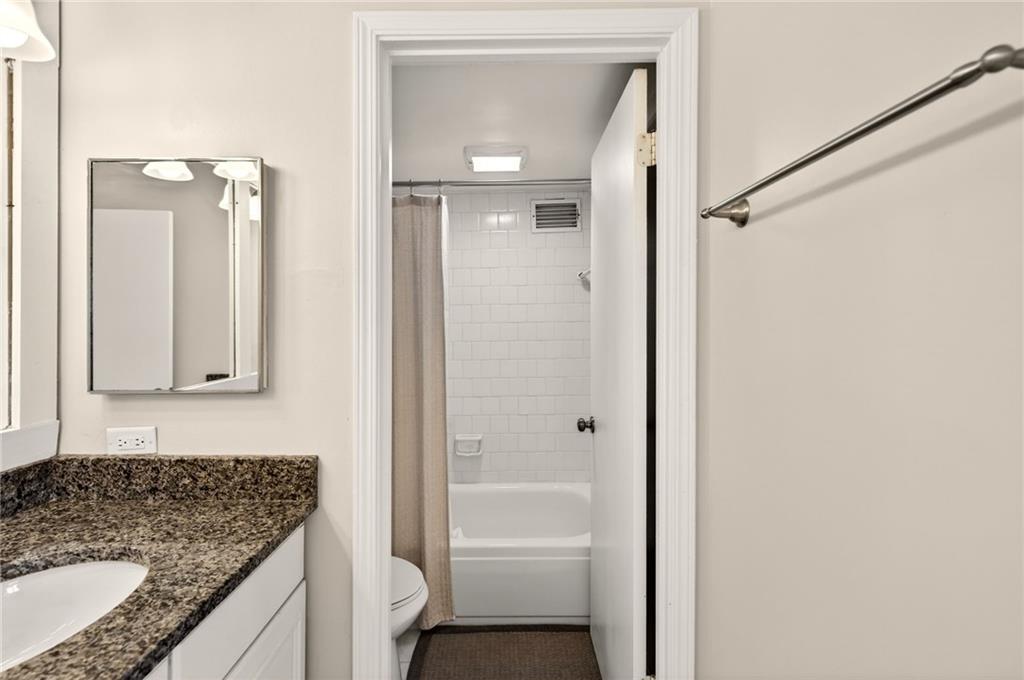 116 Rosaire Place NW