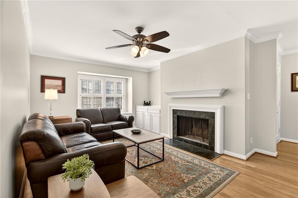 116 Rosaire Place NW