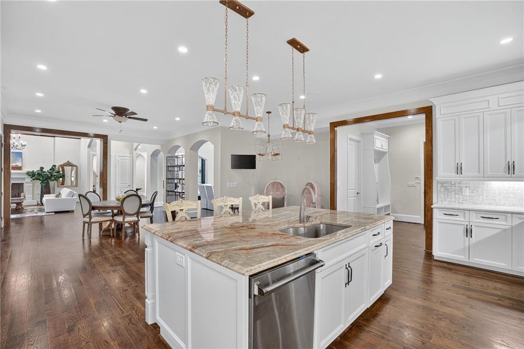 3620 Cloudland Drive NW