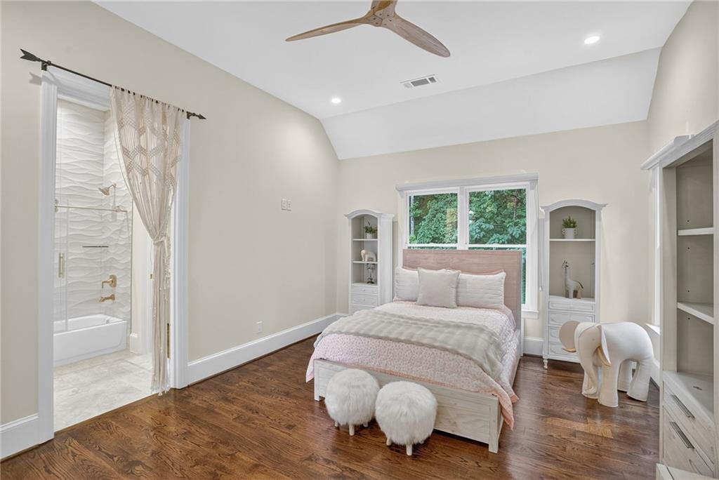 3620 Cloudland Drive NW