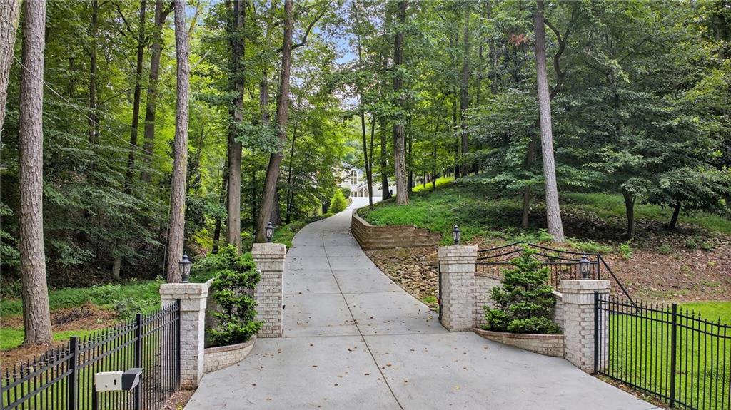 3620 Cloudland Drive NW