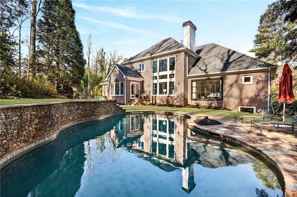 5759 Riverside Drive