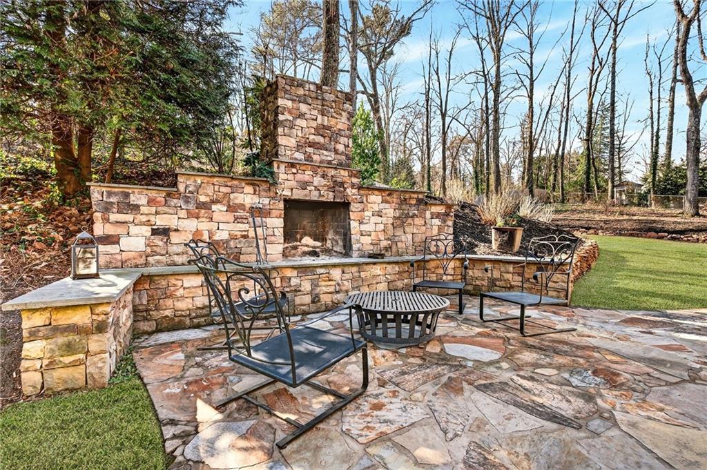 5759 Riverside Drive