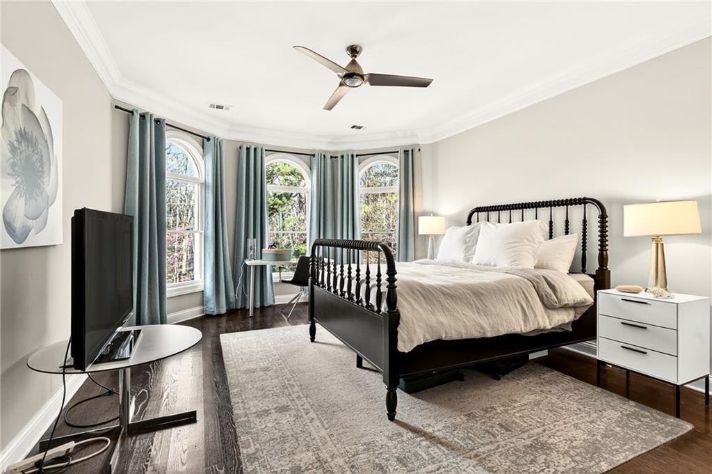 5759 Riverside Drive