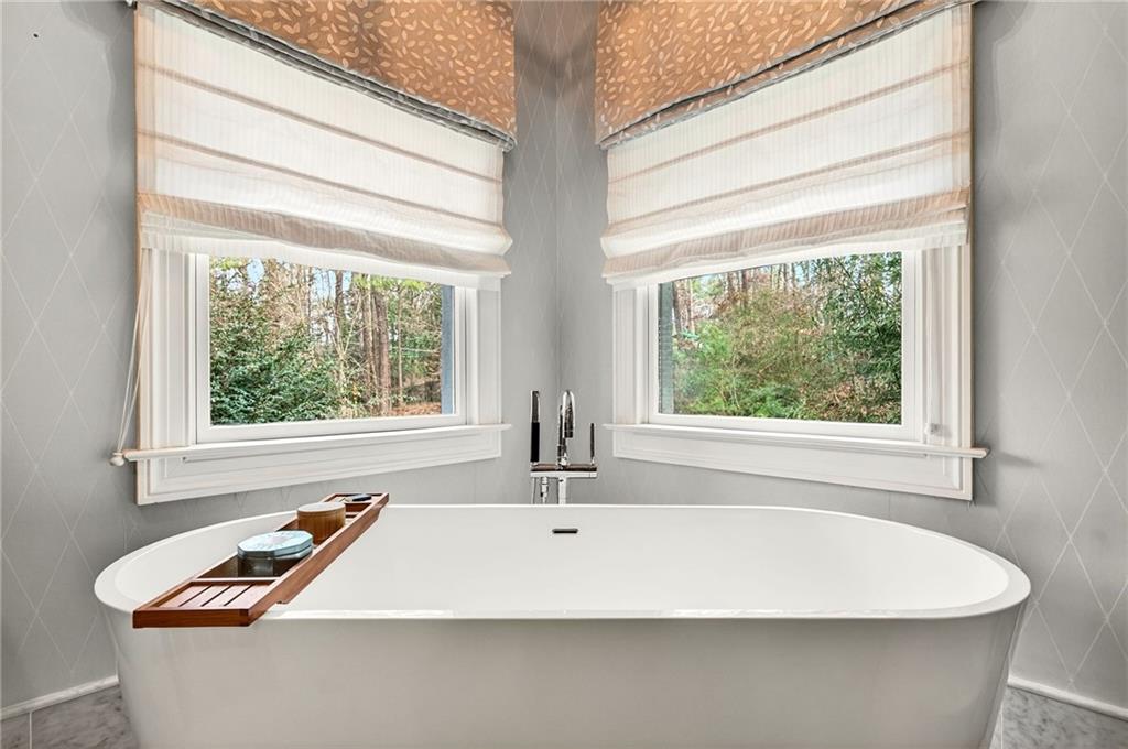 5759 Riverside Drive