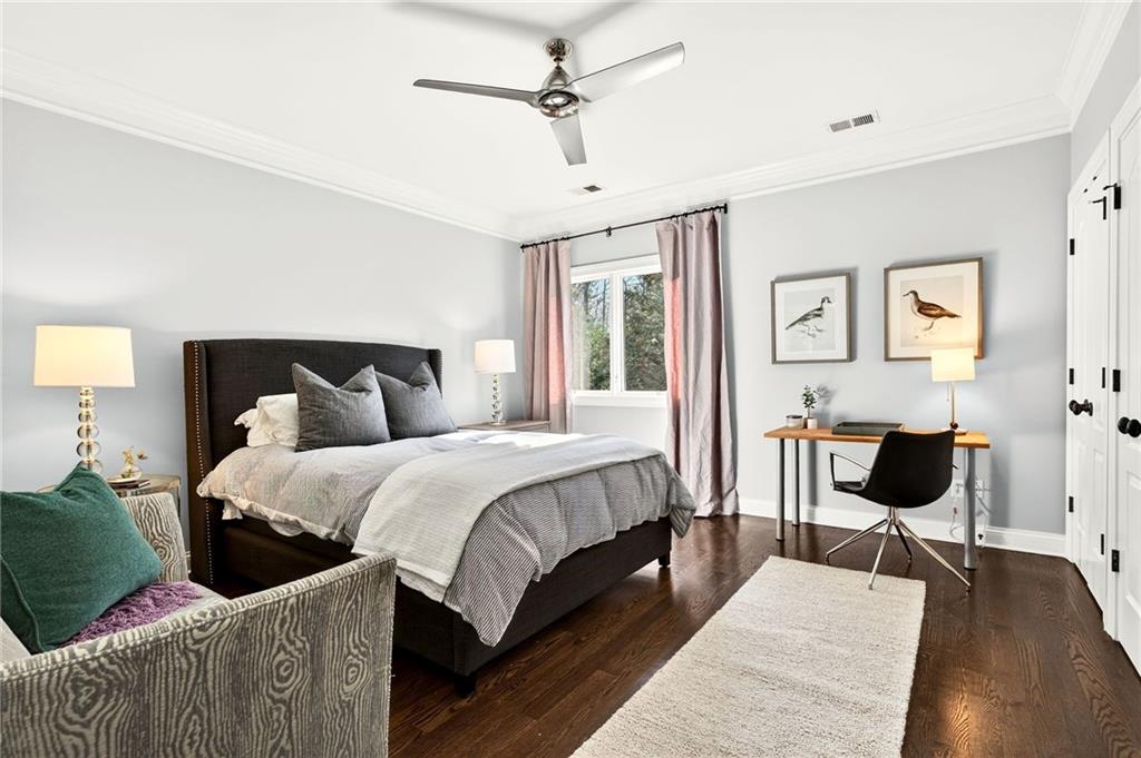 5759 Riverside Drive