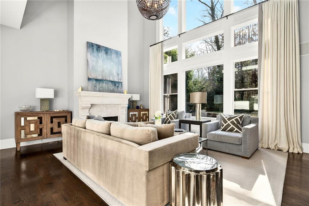 5759 Riverside Drive