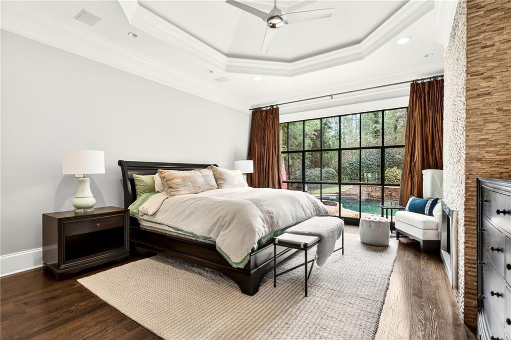 5759 Riverside Drive