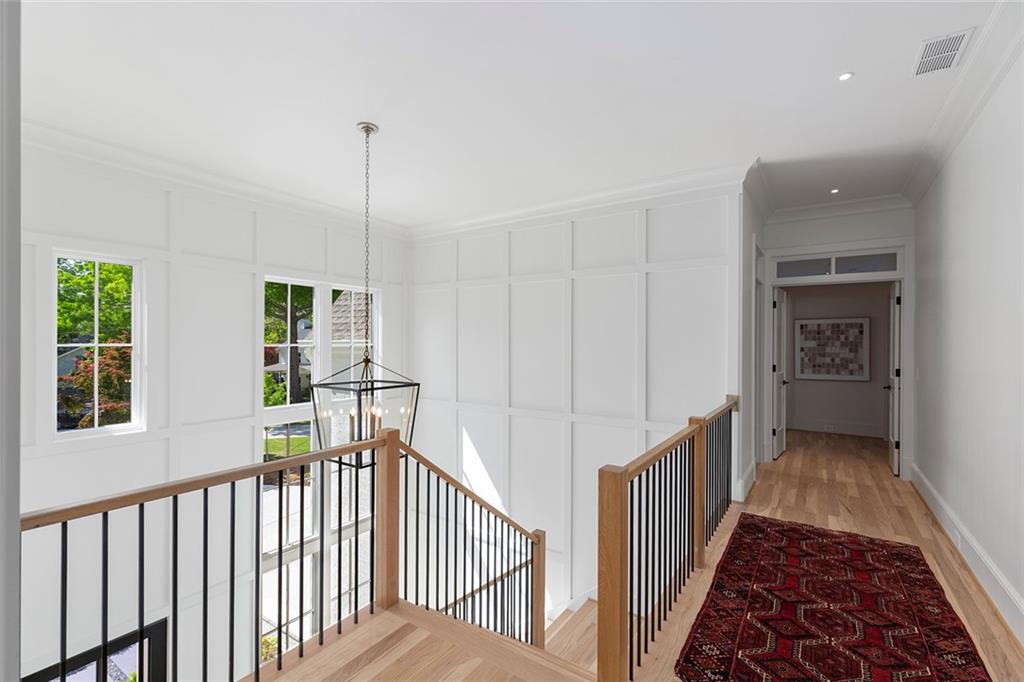 3290 Dunlop Court NE