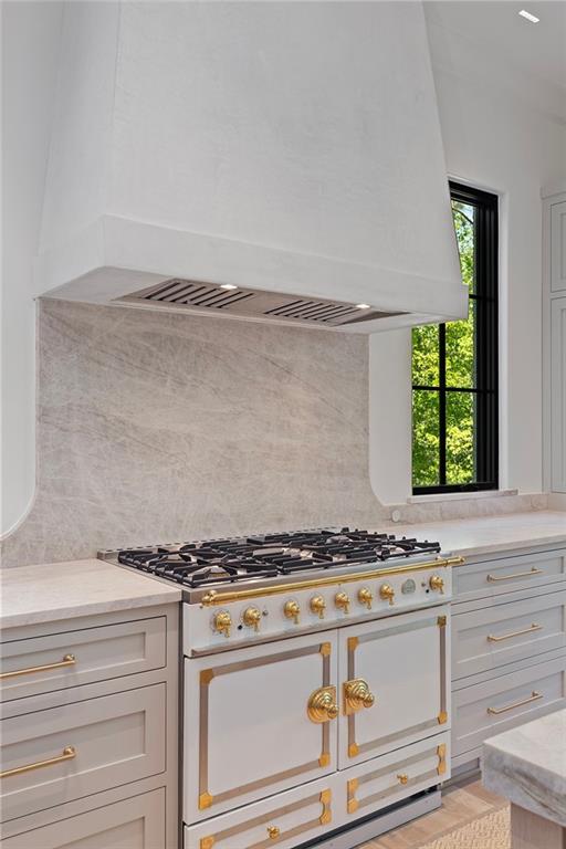 3290 Dunlop Court NE