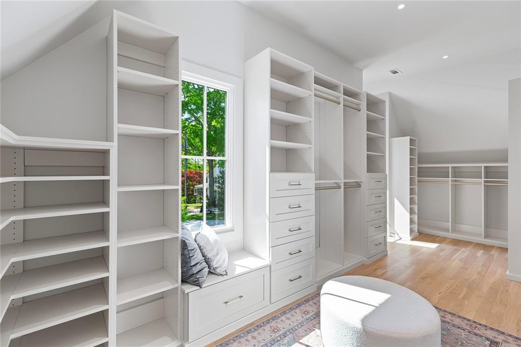 3290 Dunlop Court NE