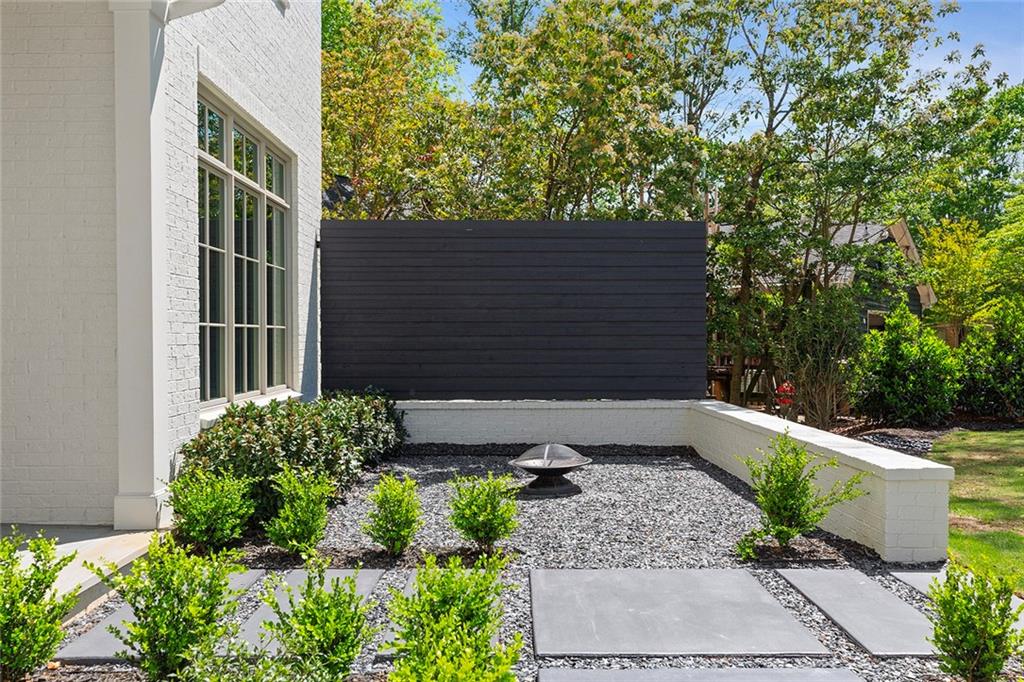 3290 Dunlop Court NE