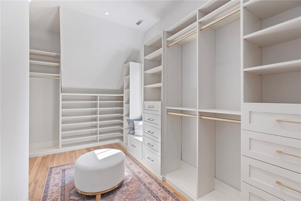 3290 Dunlop Court NE