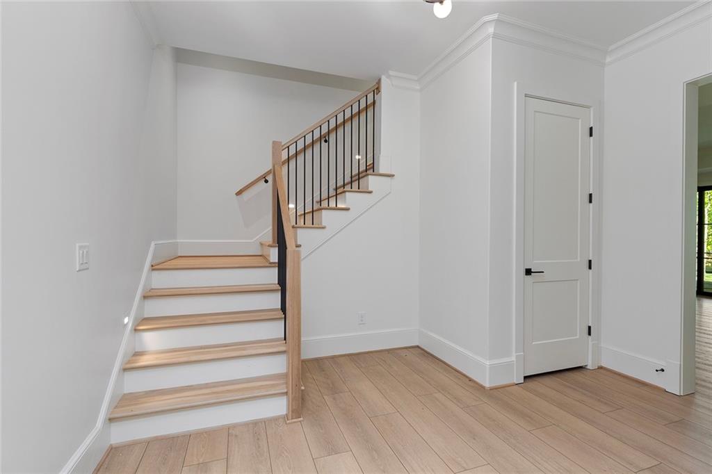 3290 Dunlop Court NE