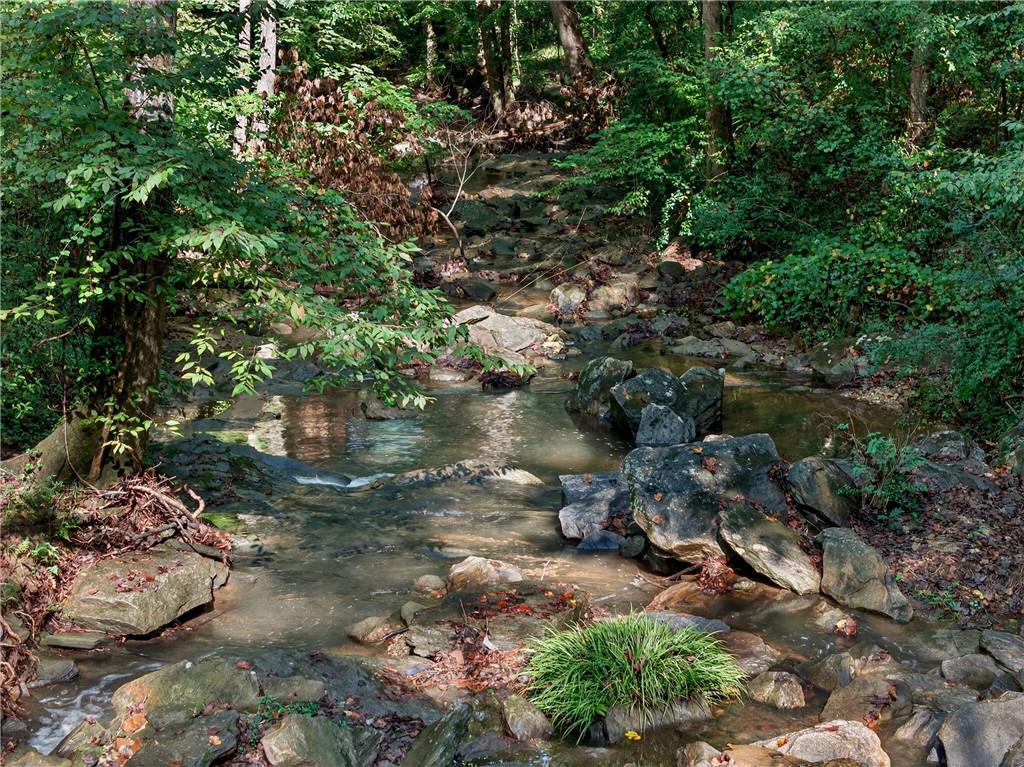585 Amberidge Trail