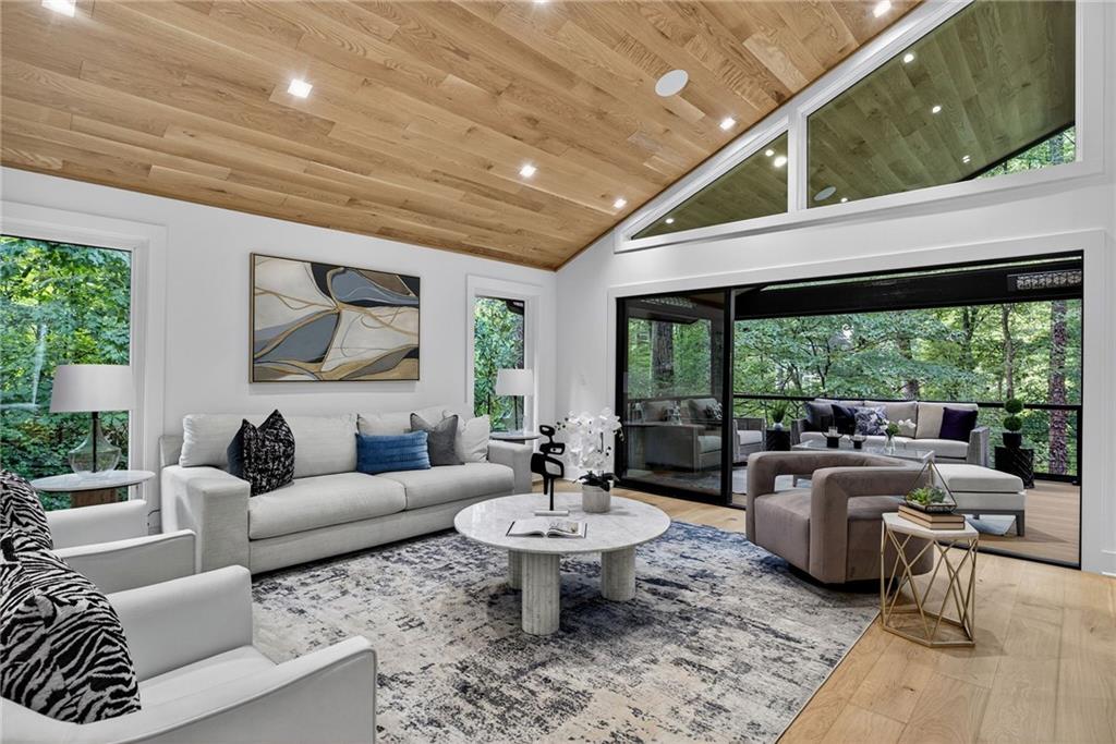 585 Amberidge Trail