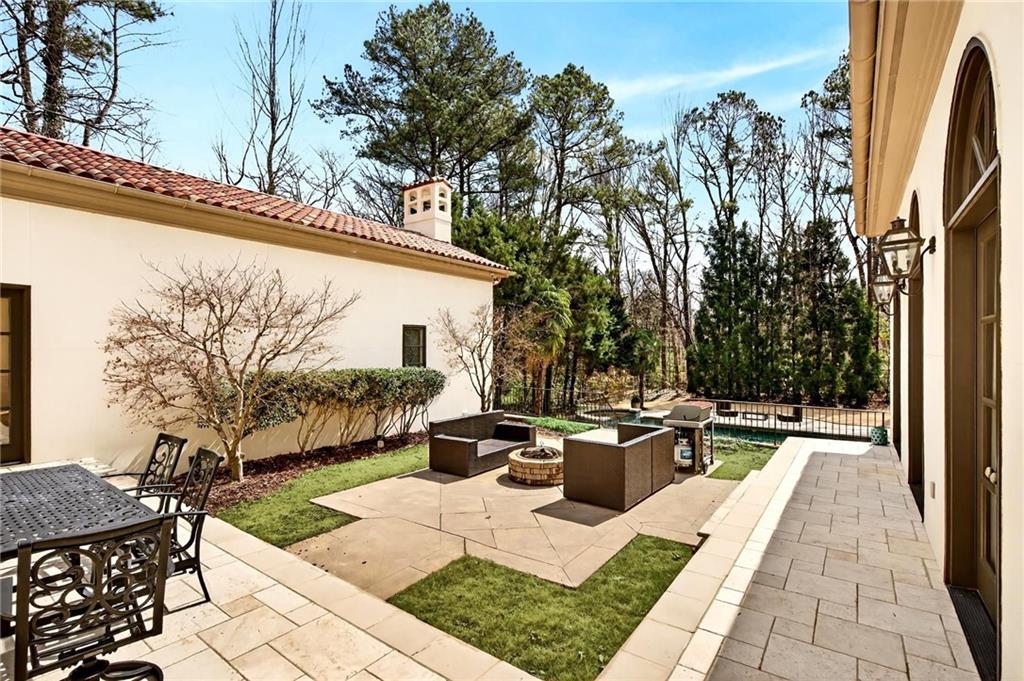 1240 Mount Paran Road NW