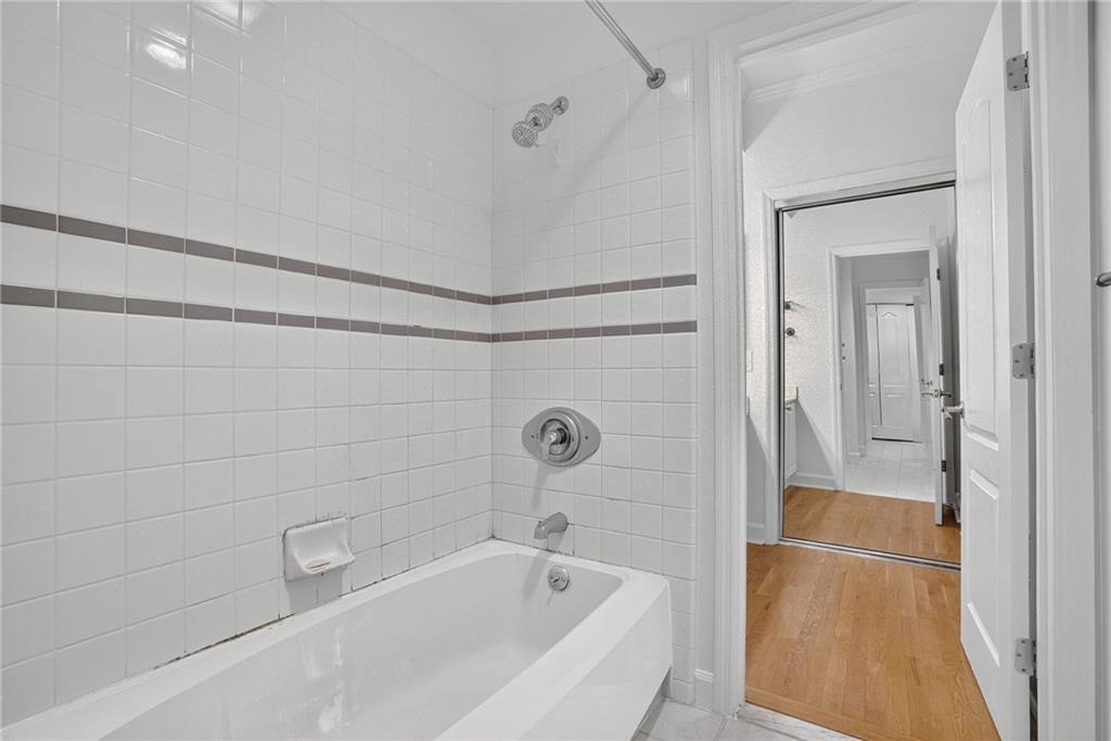 3475 Oak Valley Road NE Unit 250