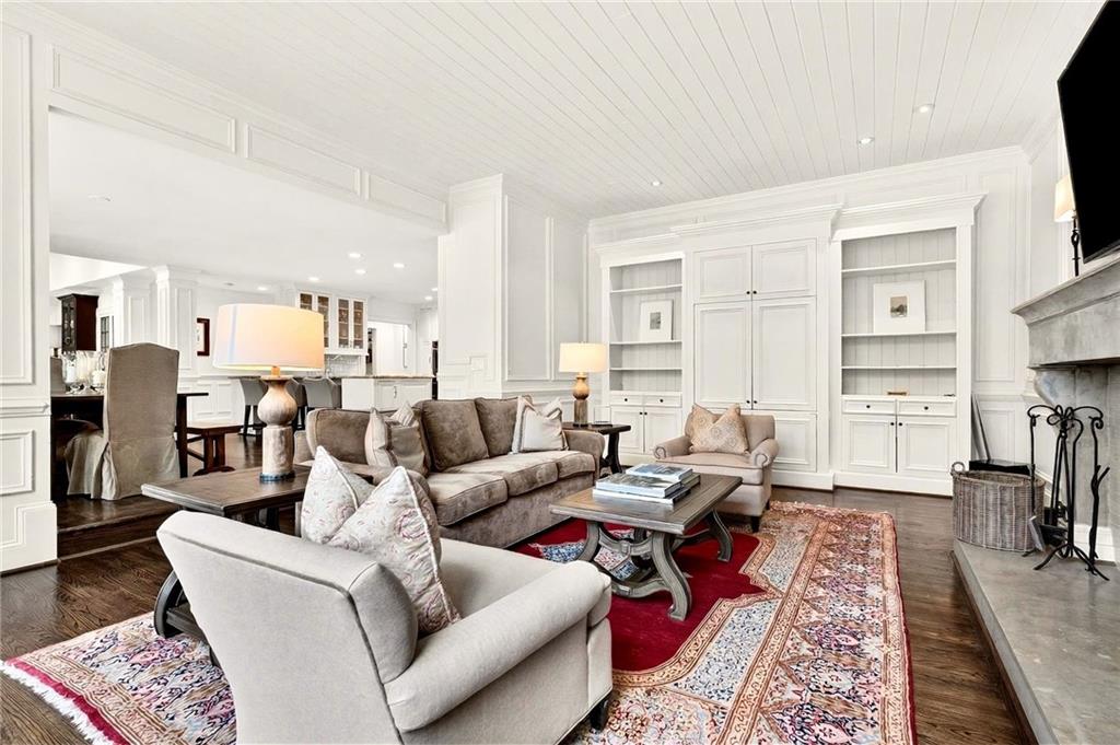 3814 Vermont Road NE