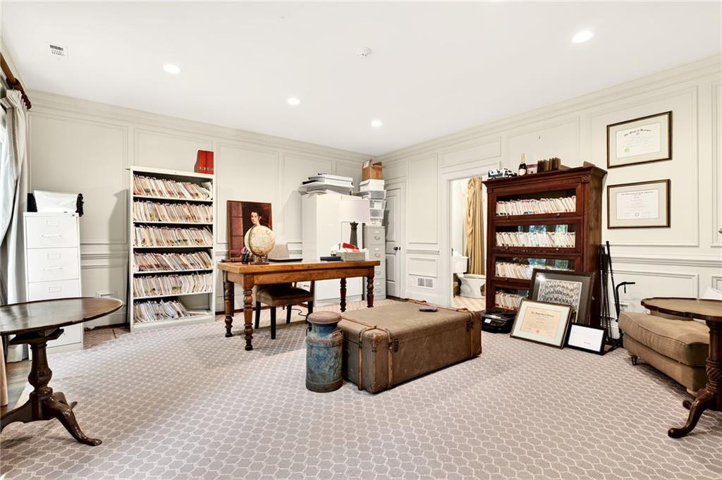 3814 Vermont Road NE