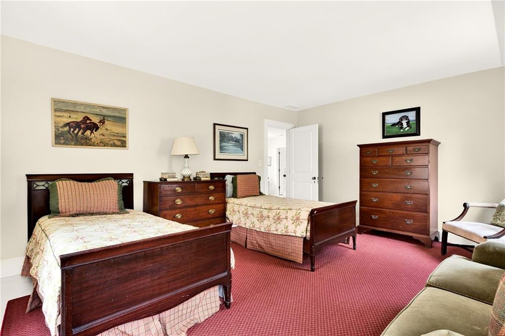 3814 Vermont Road NE