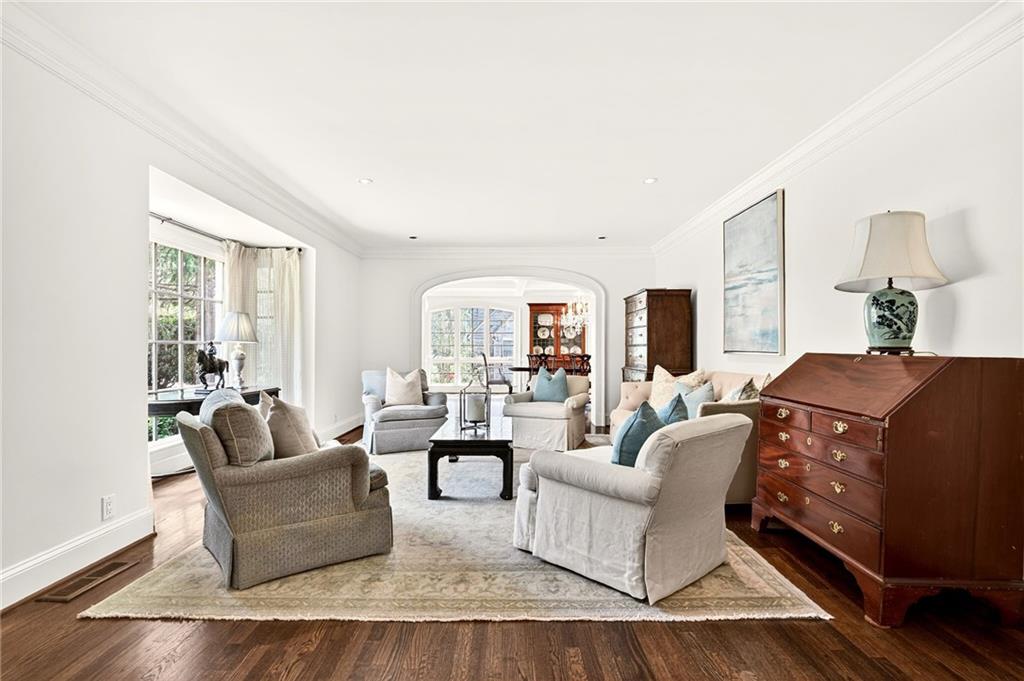 3814 Vermont Road NE