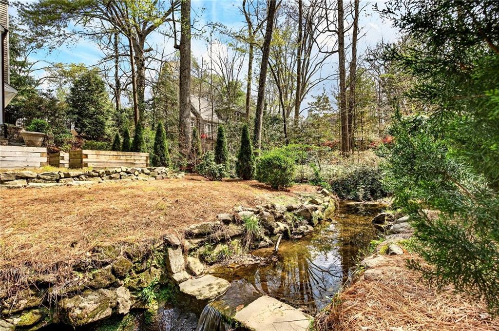 3814 Vermont Road NE