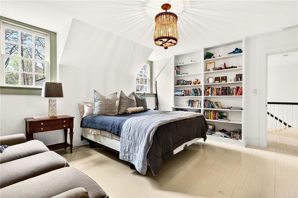 3814 Vermont Road NE