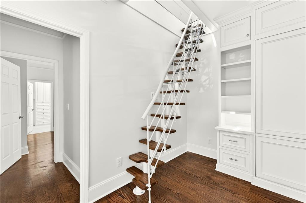 111 Habersham Valley Road NW