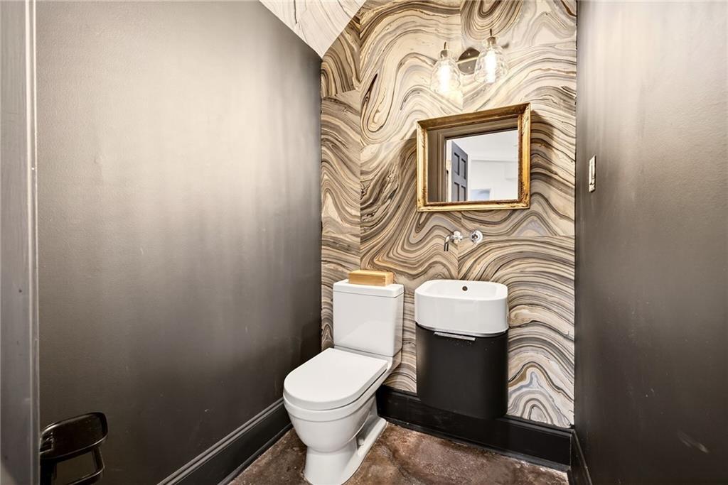 65 Peachtree Memorial Drive NW Unit 5