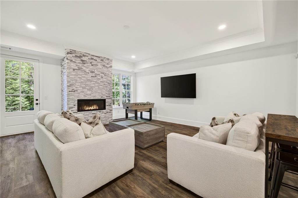 1116 Dawn View Lane NW