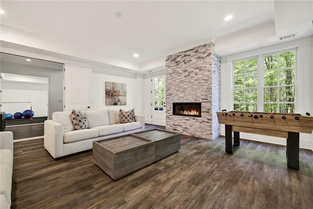 1116 Dawn View Lane NW