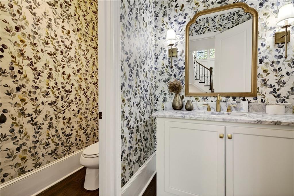 1116 Dawn View Lane NW