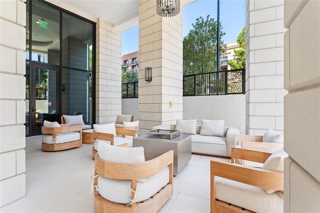 2425 Peachtree Road NE Unit 1504