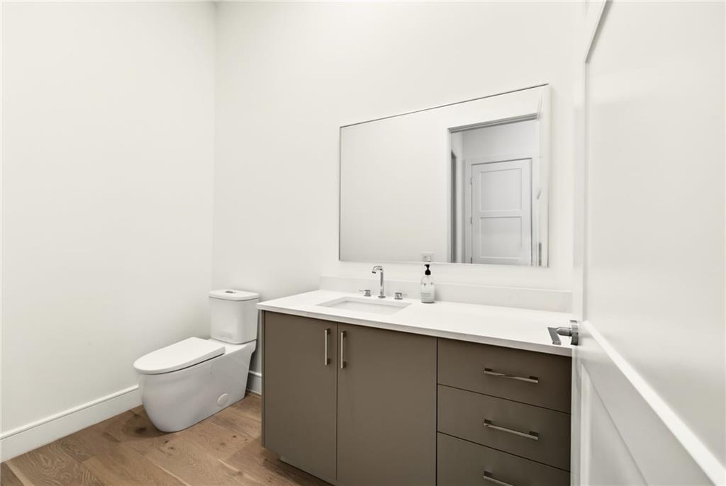 2425 Peachtree Road NE Unit 1504