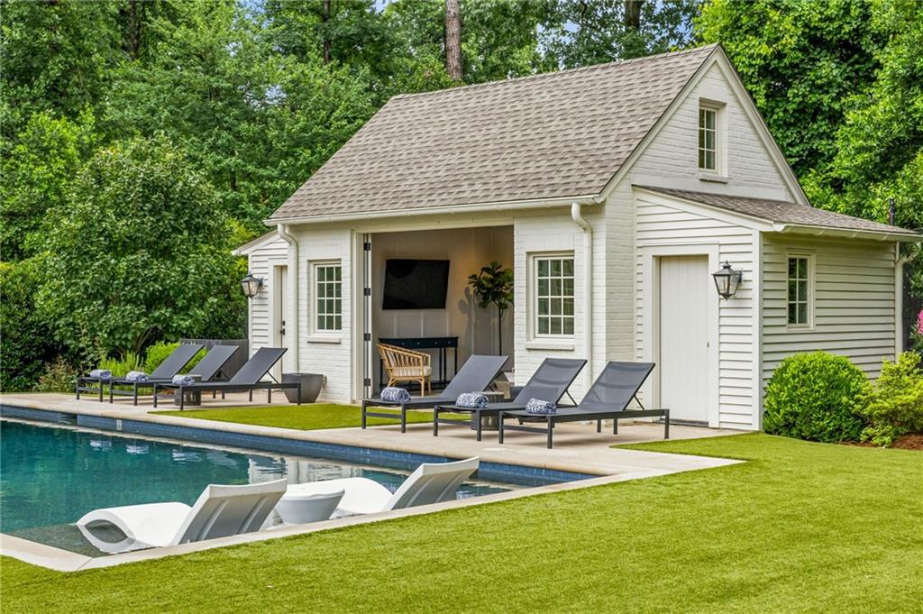 2629 Ashford Road NE