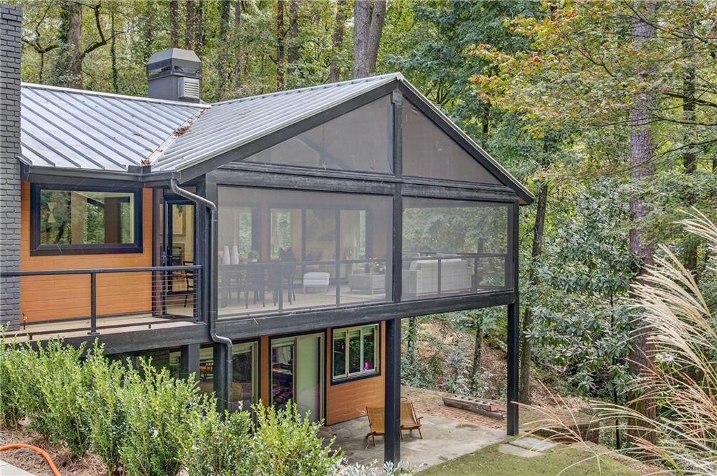 585 Amberidge Trail