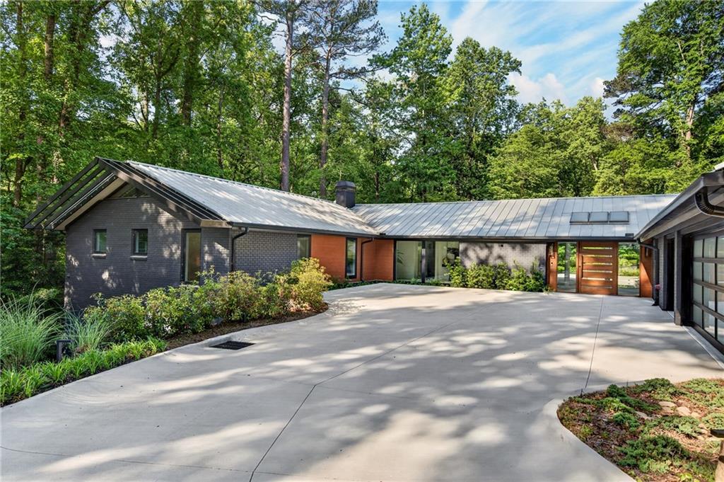 585 Amberidge Trail