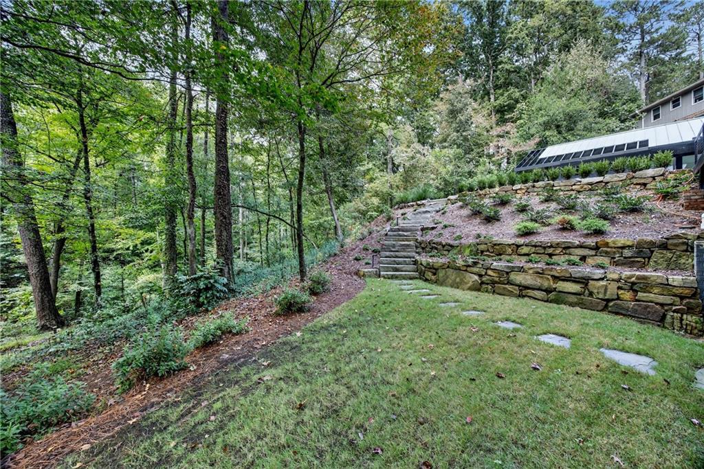 585 Amberidge Trail