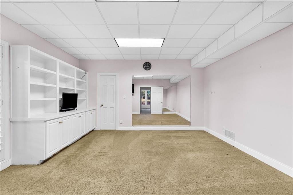 550 Atlanta Country Club Drive SE