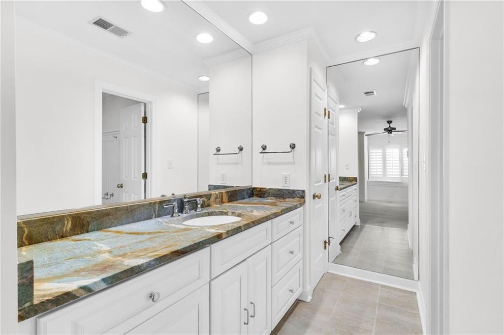 550 Atlanta Country Club Drive SE