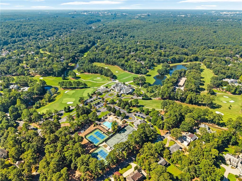 550 Atlanta Country Club Drive SE
