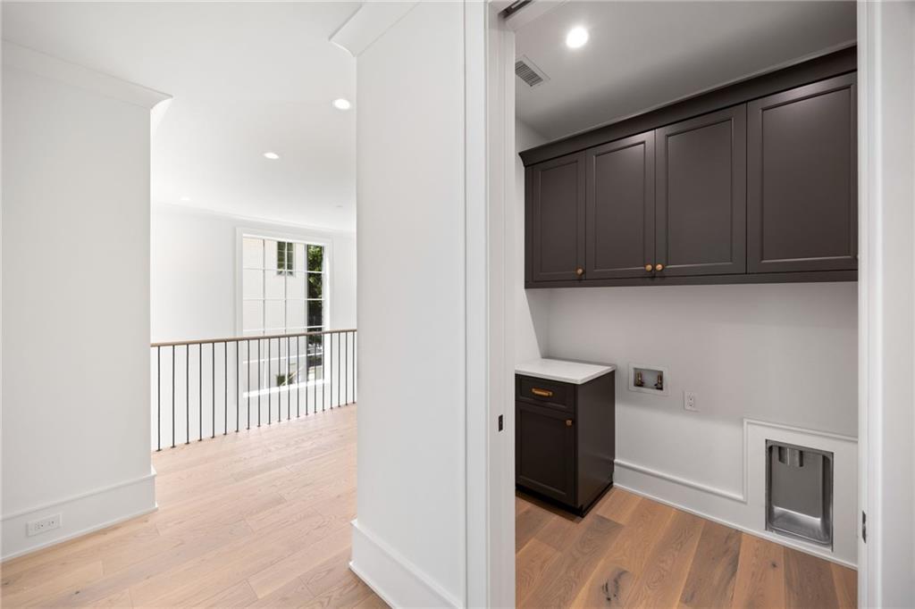 1353 W Wesley Road NW