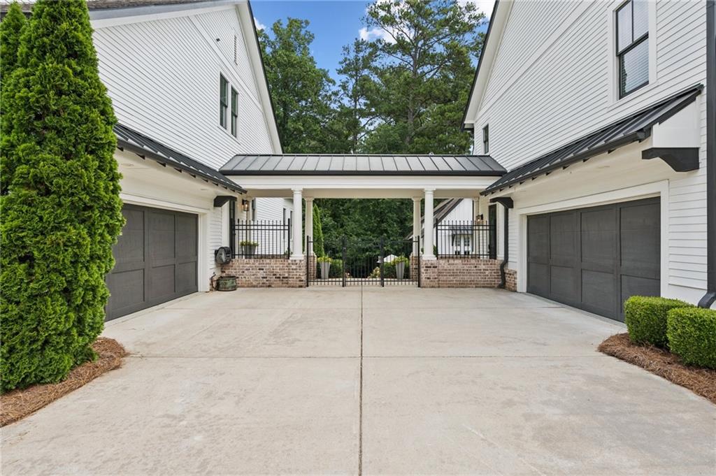 4000 Orchard Way
